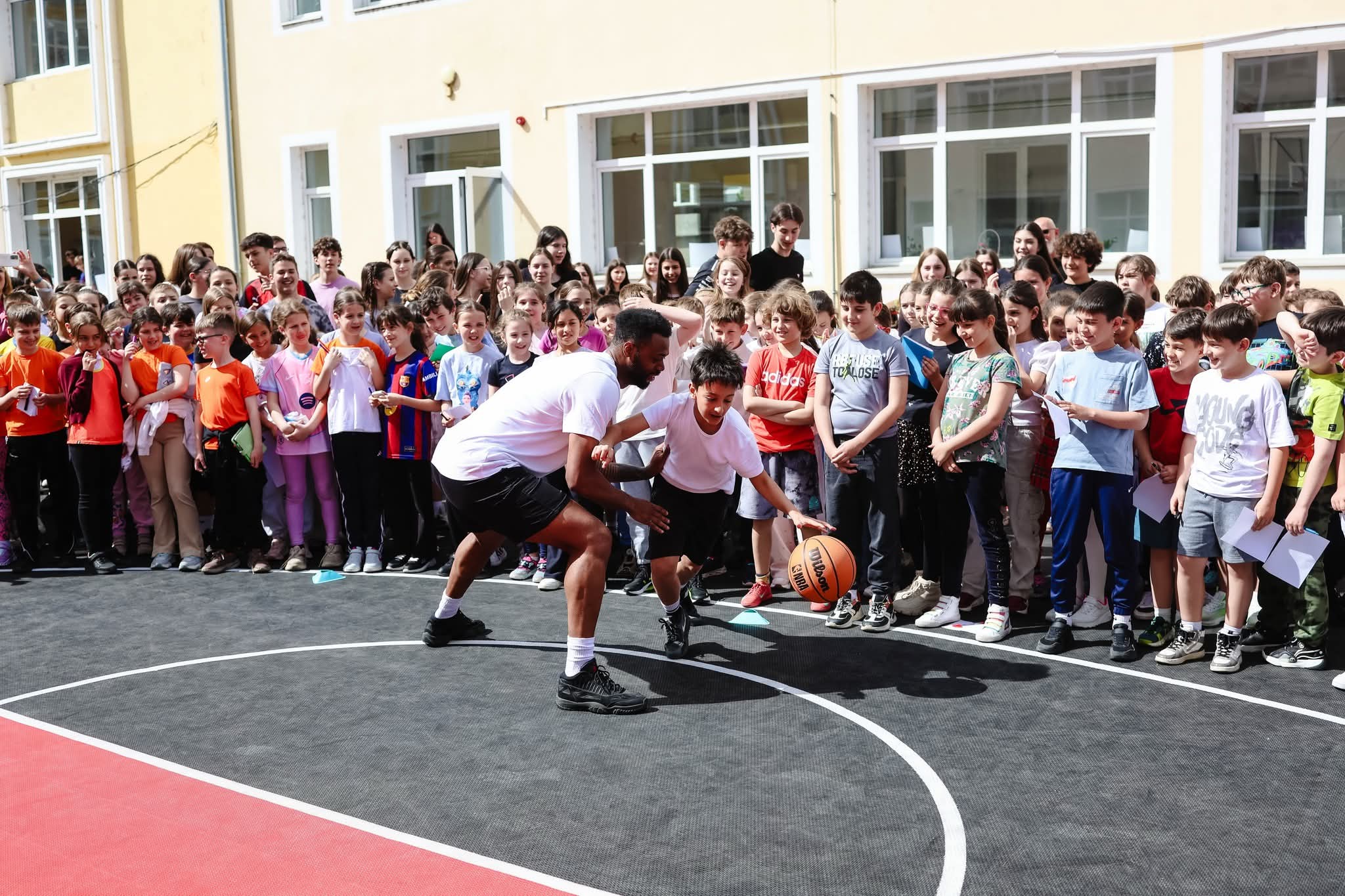 Încearcă un sport de ziua ta! Baschet 8-10 ani